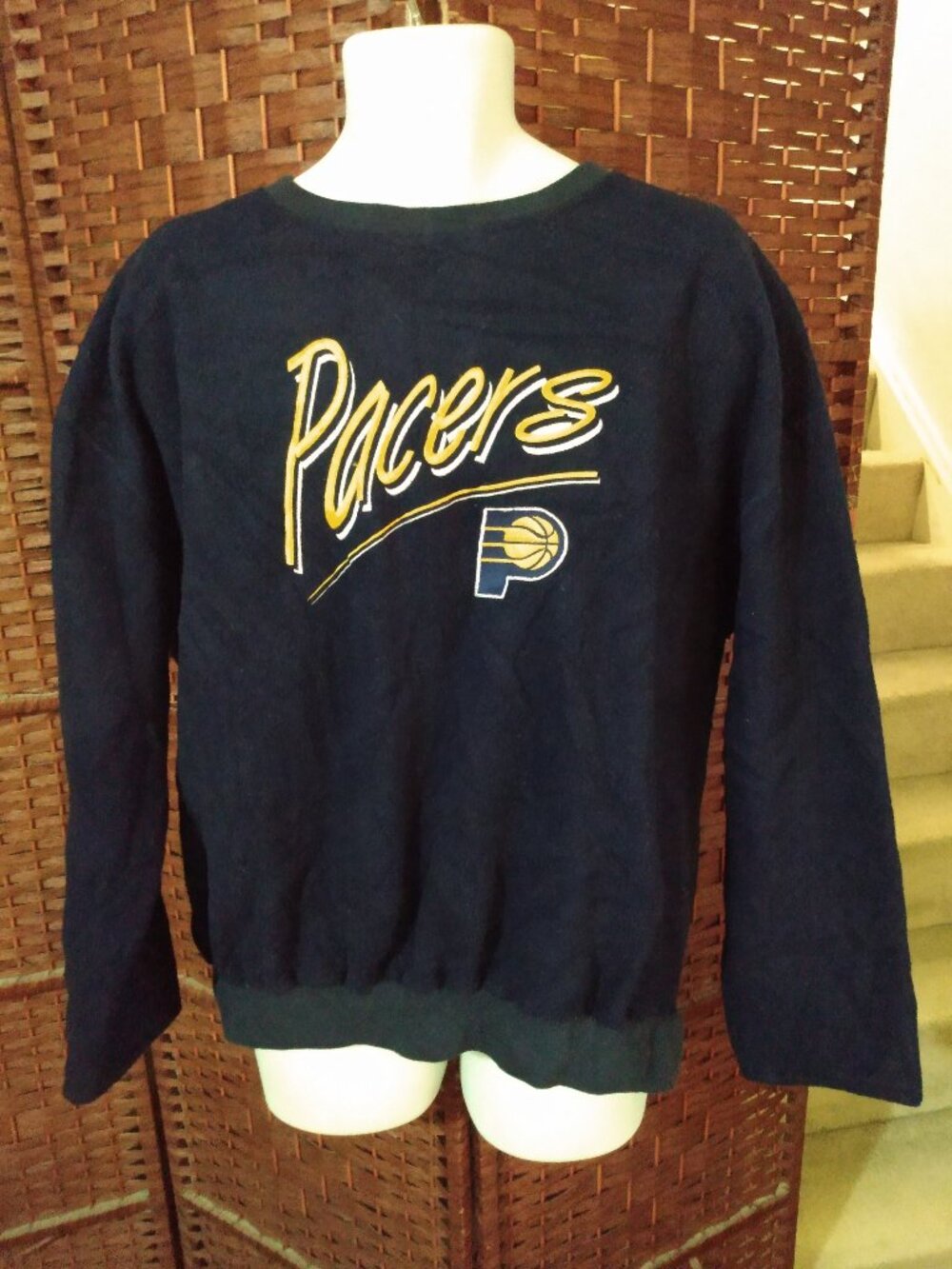 Vintage 90s Indiana Pacers Embroidered Sweatshirt XL-XXL NBA Sweater
